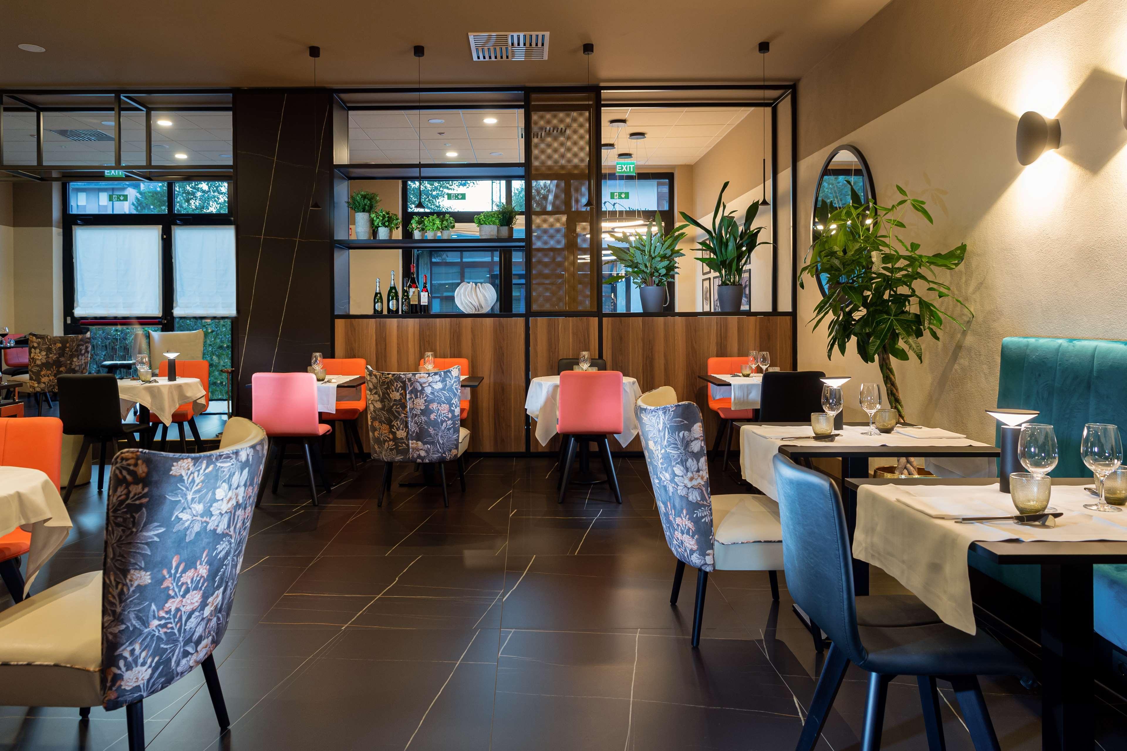 מלון Doubletree By Hilton ברשה מראה חיצוני תמונה