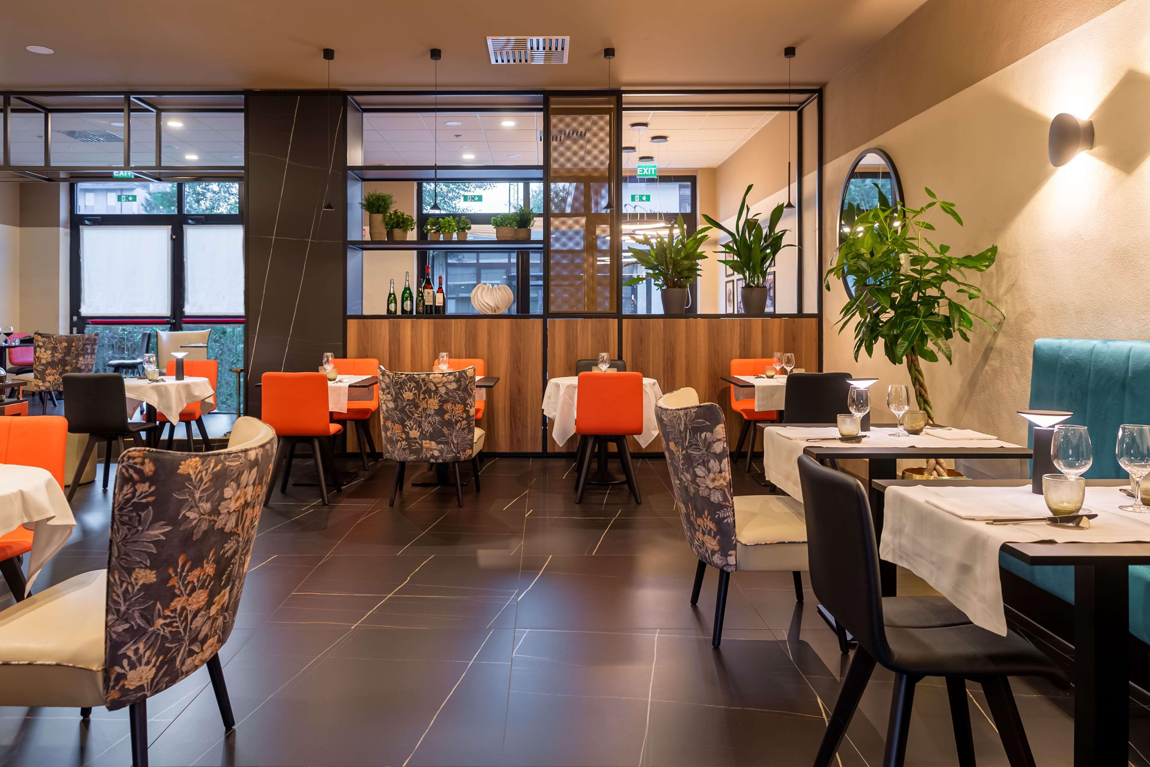 מלון Doubletree By Hilton ברשה מראה חיצוני תמונה