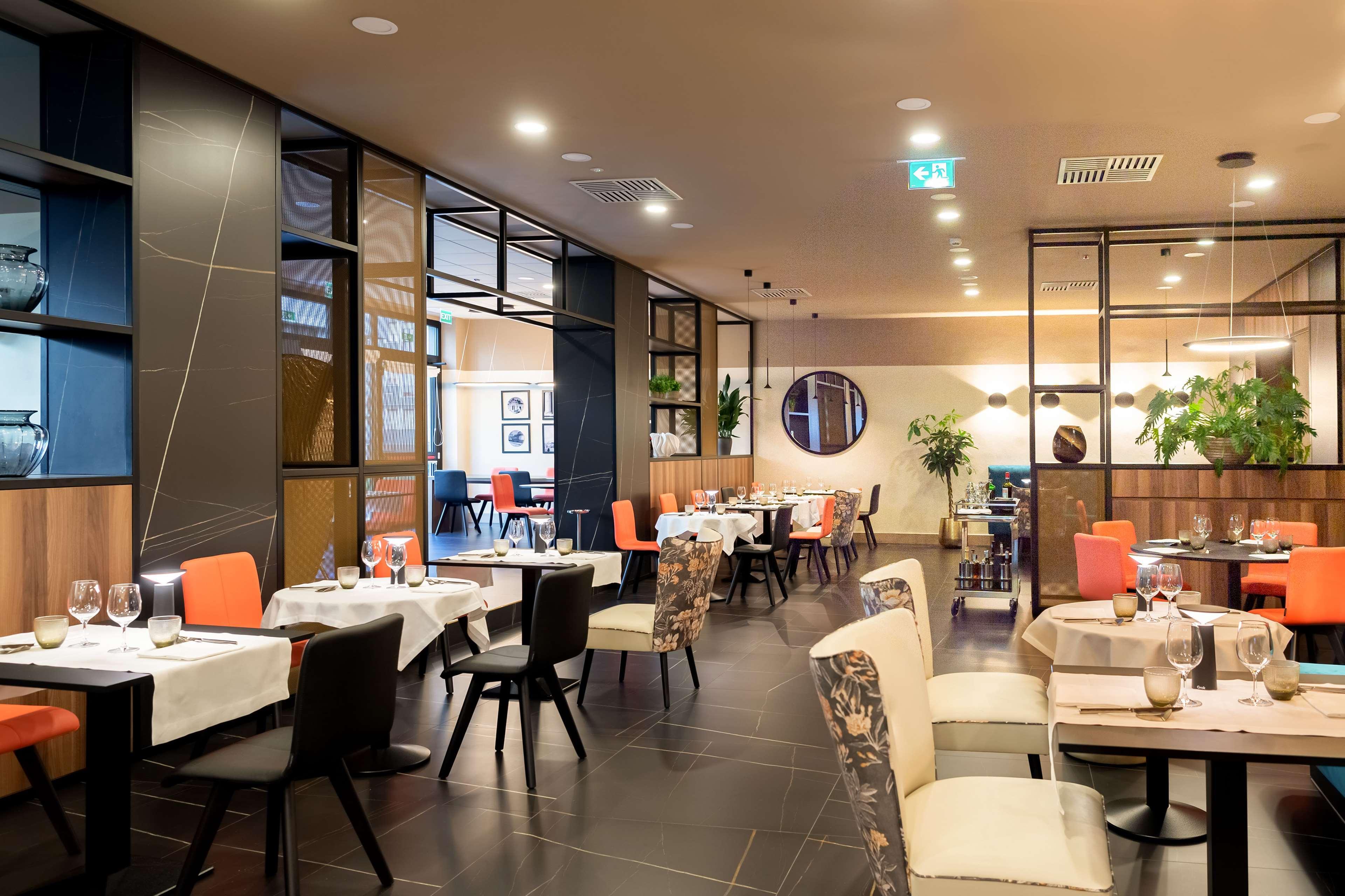 מלון Doubletree By Hilton ברשה מראה חיצוני תמונה